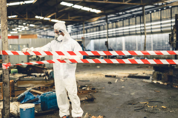 Professional Biohazard technician working in Oak Park, CA